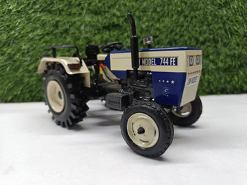 744 Model Tractor With Bonnet