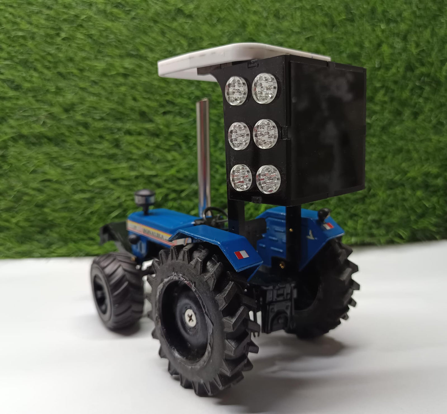 Sonalikaa Blue Modified Model Tractor